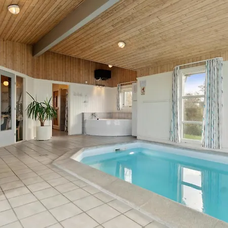 Holiday home Gorgeous In With Indoor Swimming Pool